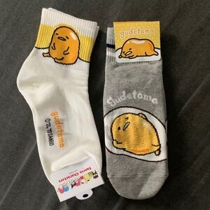 NWT Sanrio Gudetama White and Gray Socks
